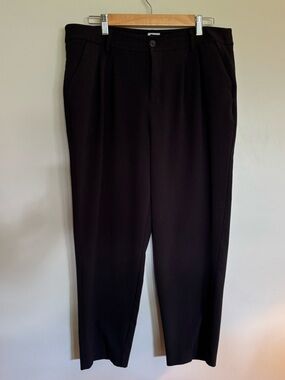 A New Day Black Tapered Dress Pants Size 14 Work Office Career Stretch Ankle